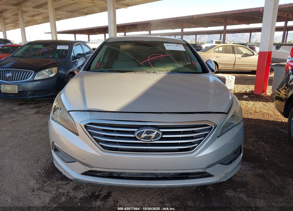 2015 HYUNDAI SONATA SE VIN: 5NPE24AF4FH044766