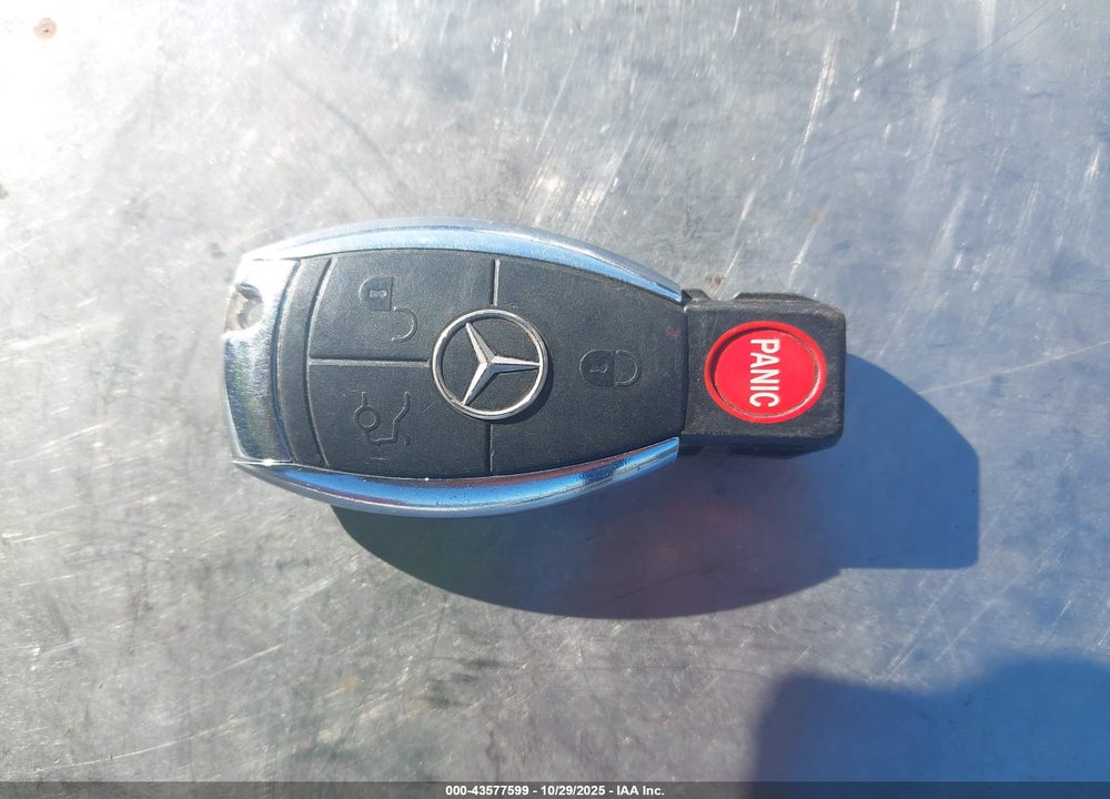 2008 MERCEDES-BENZ S 550 VIN: WDDNG71X38A195710