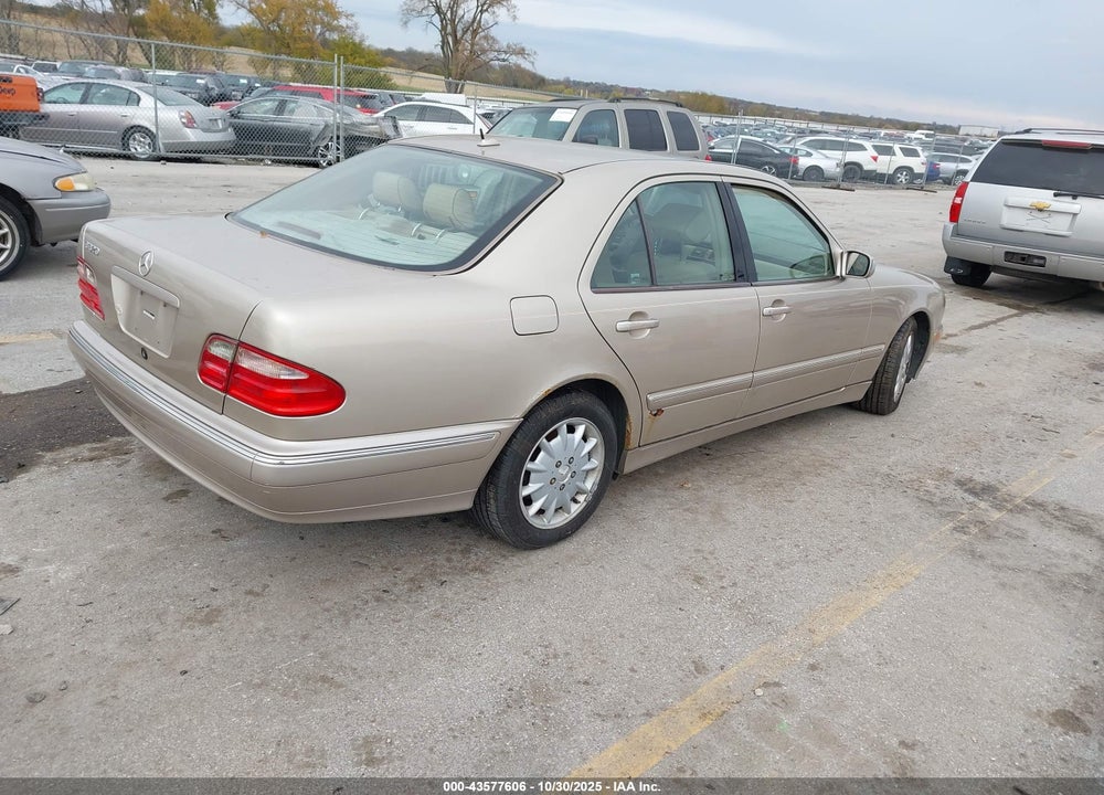 2001 MERCEDES-BENZ E 320 VIN: WDBJF65J61B275626