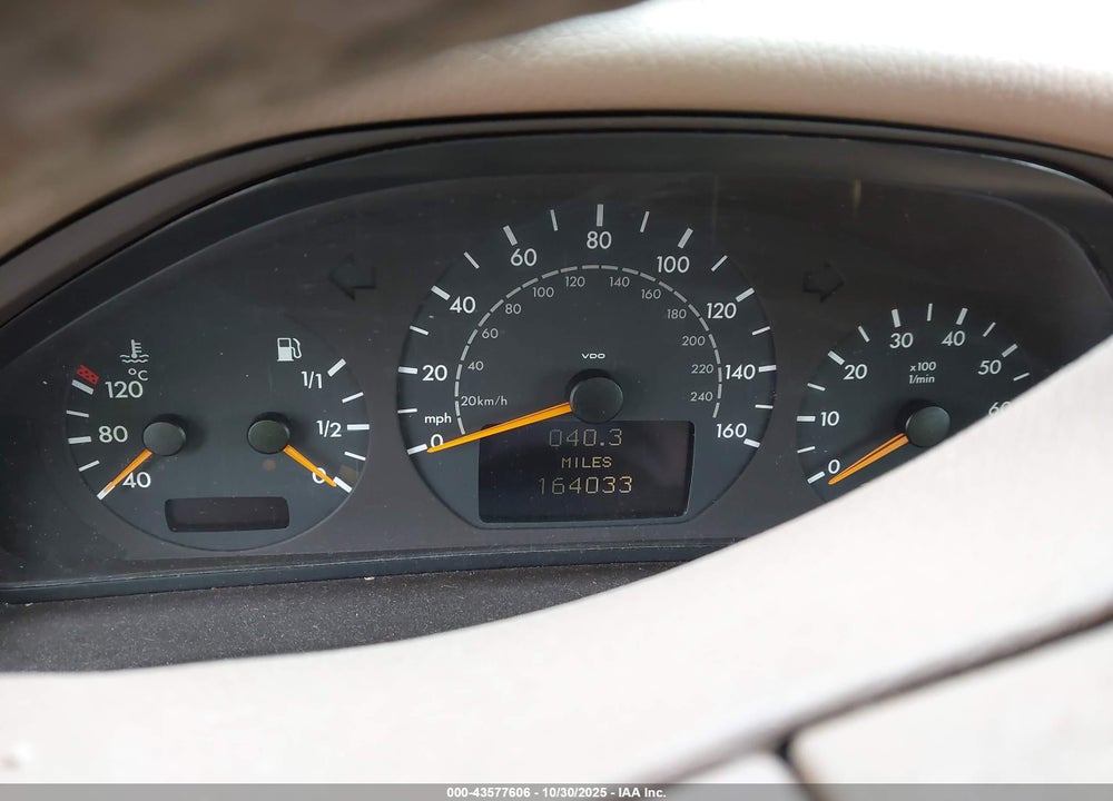 2001 MERCEDES-BENZ E 320 VIN: WDBJF65J61B275626