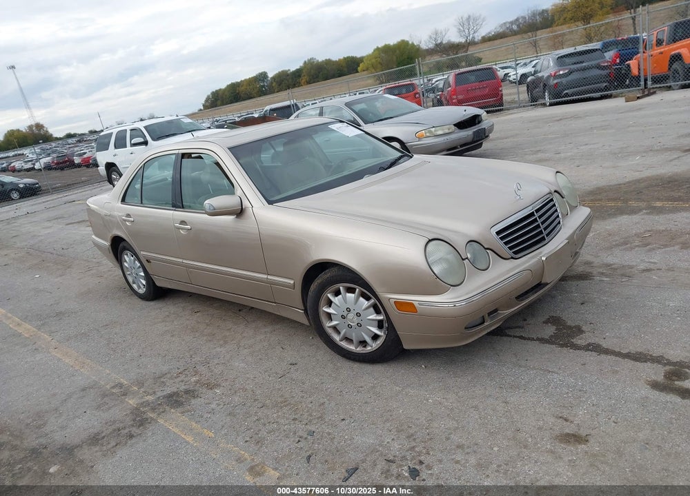 2001 MERCEDES-BENZ E 320 VIN: WDBJF65J61B275626