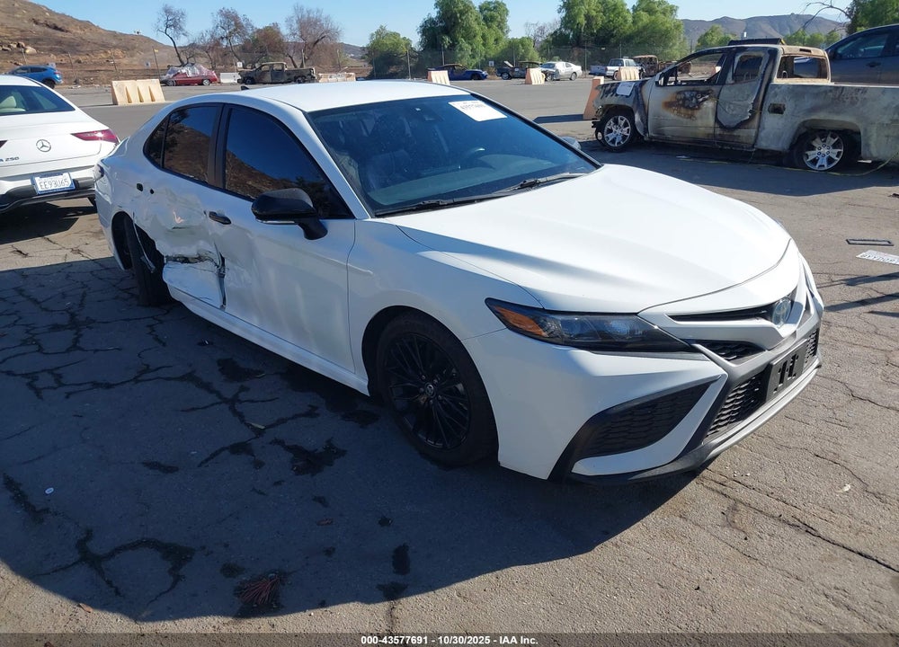 2022 TOYOTA CAMRY NIGHTSHADE EDITION HYBRID VIN: 4T1G31AK4NU034160