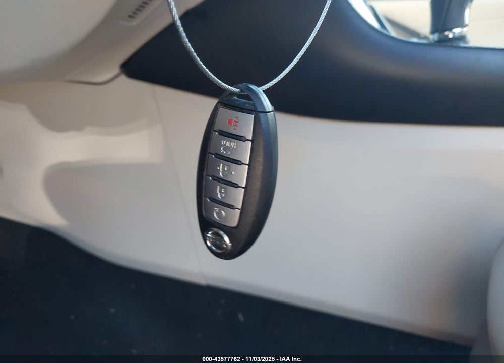 2017 NISSAN MAXIMA 3.5 SL VIN: 1N4AA6AP1HC386380