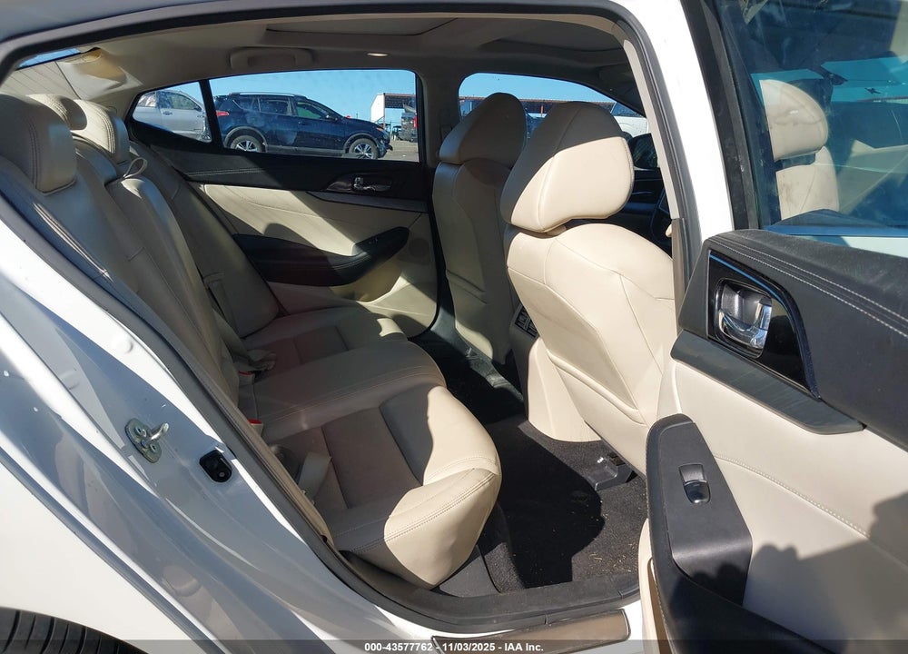 2017 NISSAN MAXIMA 3.5 SL VIN: 1N4AA6AP1HC386380