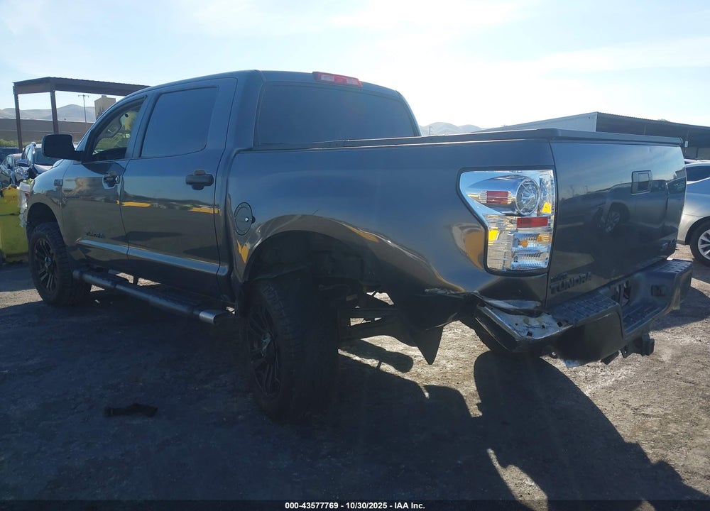 2011 TOYOTA TUNDRA GRADE 5.7L V8 VIN: 5TFDW5F16BX185291