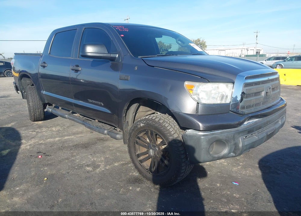 2011 TOYOTA TUNDRA GRADE 5.7L V8 VIN: 5TFDW5F16BX185291