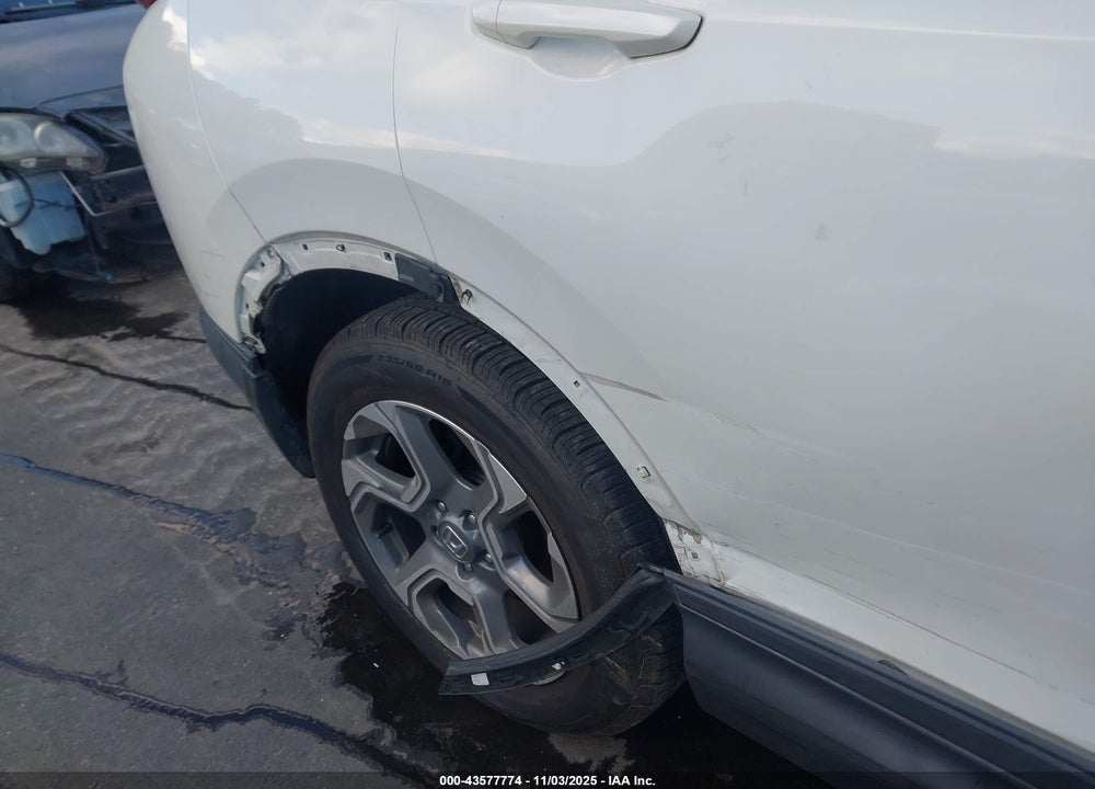 2018 HONDA CR-V VIN: 2HKRW2H89JH657430