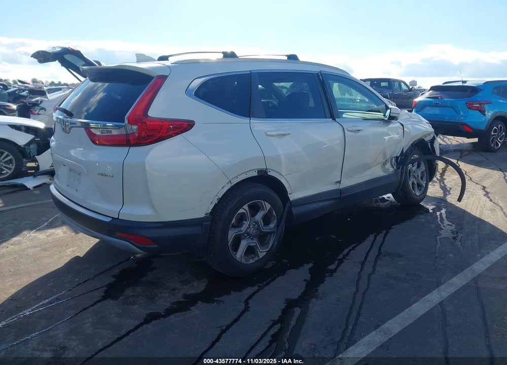 2018 HONDA CR-V VIN: 2HKRW2H89JH657430