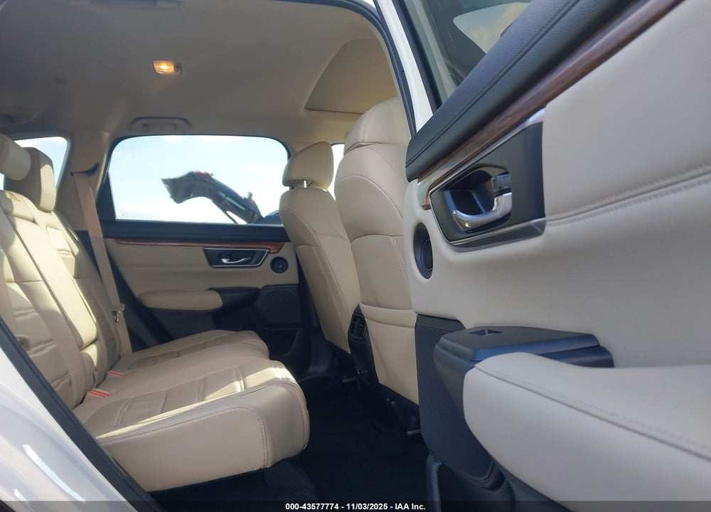 2018 HONDA CR-V VIN: 2HKRW2H89JH657430