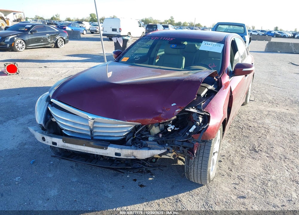 2013 HYUNDAI GENESIS 3.8 VIN: KMHGC4DDXDU221545
