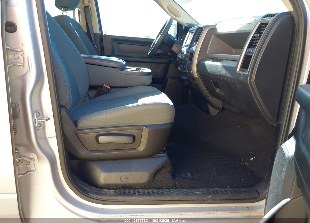 2015 RAM 1500 TRADESMAN VIN: 1C6RR6FM8FS541523