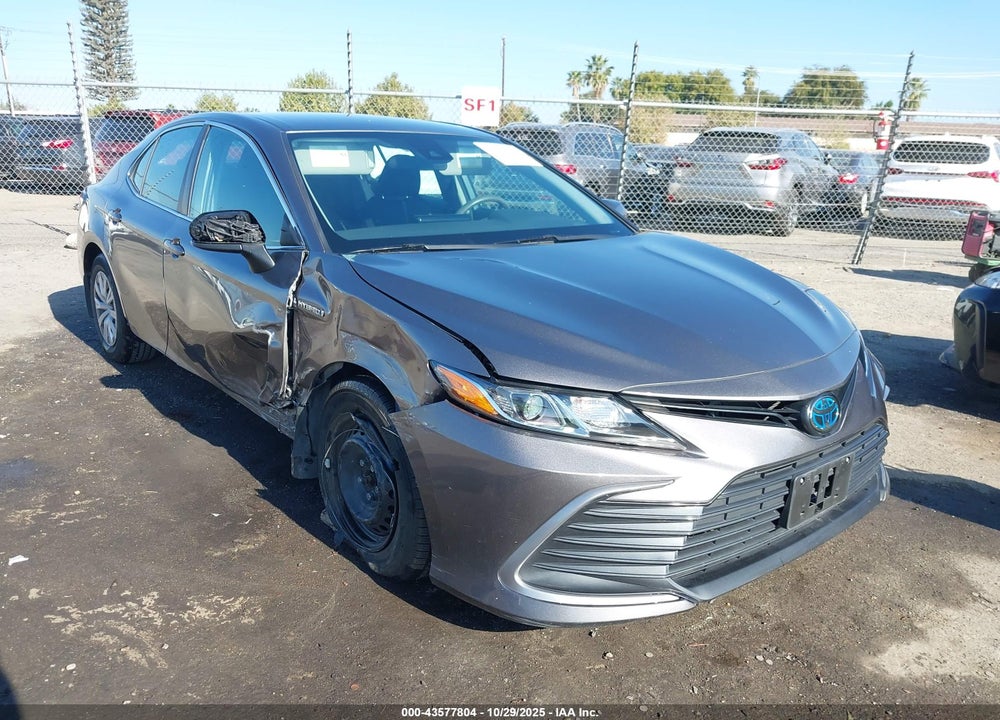 2021 TOYOTA CAMRY LE HYBRID VIN: 4T1C31AK5MU026212