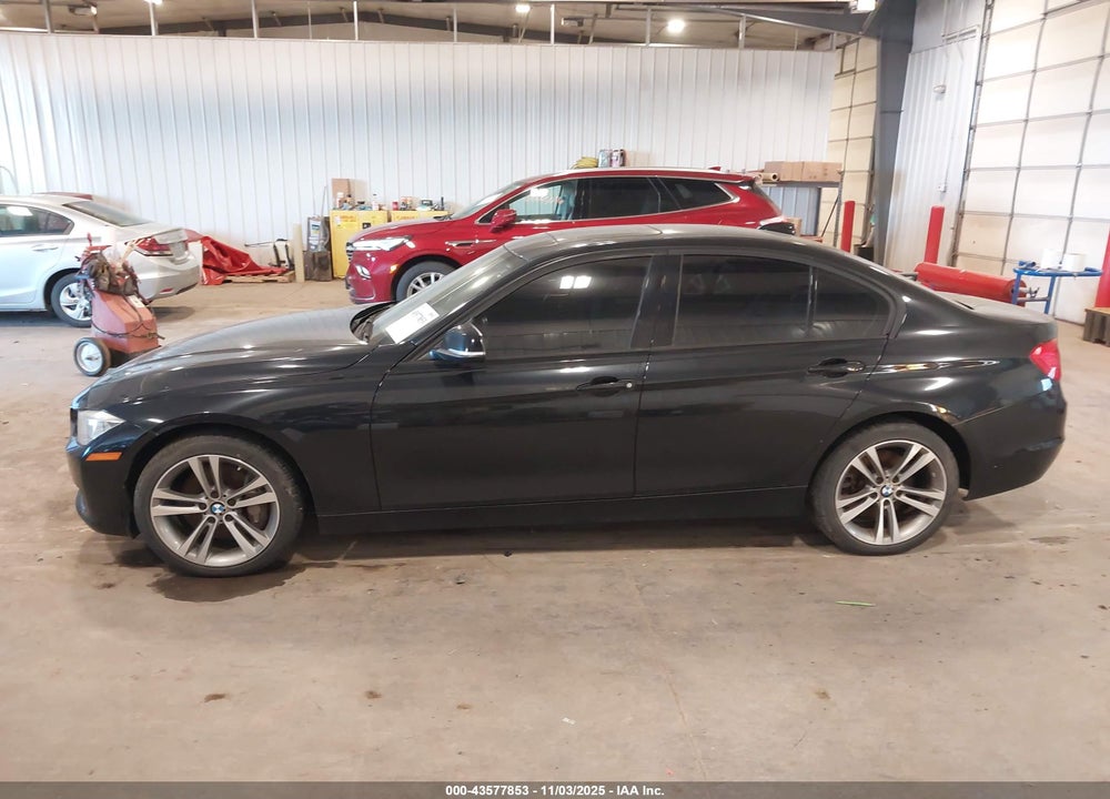 2013 BMW 3 SERIES VIN: WBA3B9G55DNR79016
