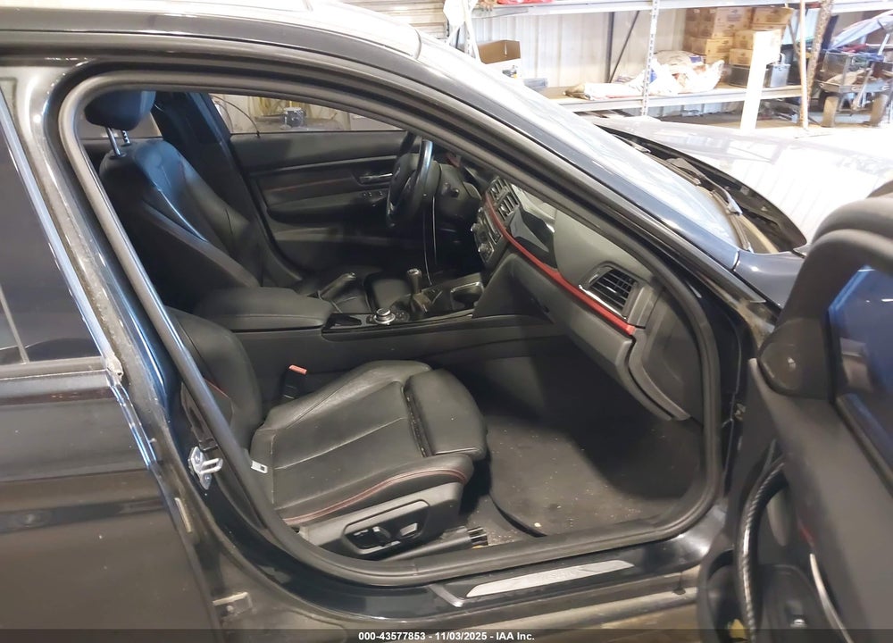 2013 BMW 3 SERIES VIN: WBA3B9G55DNR79016