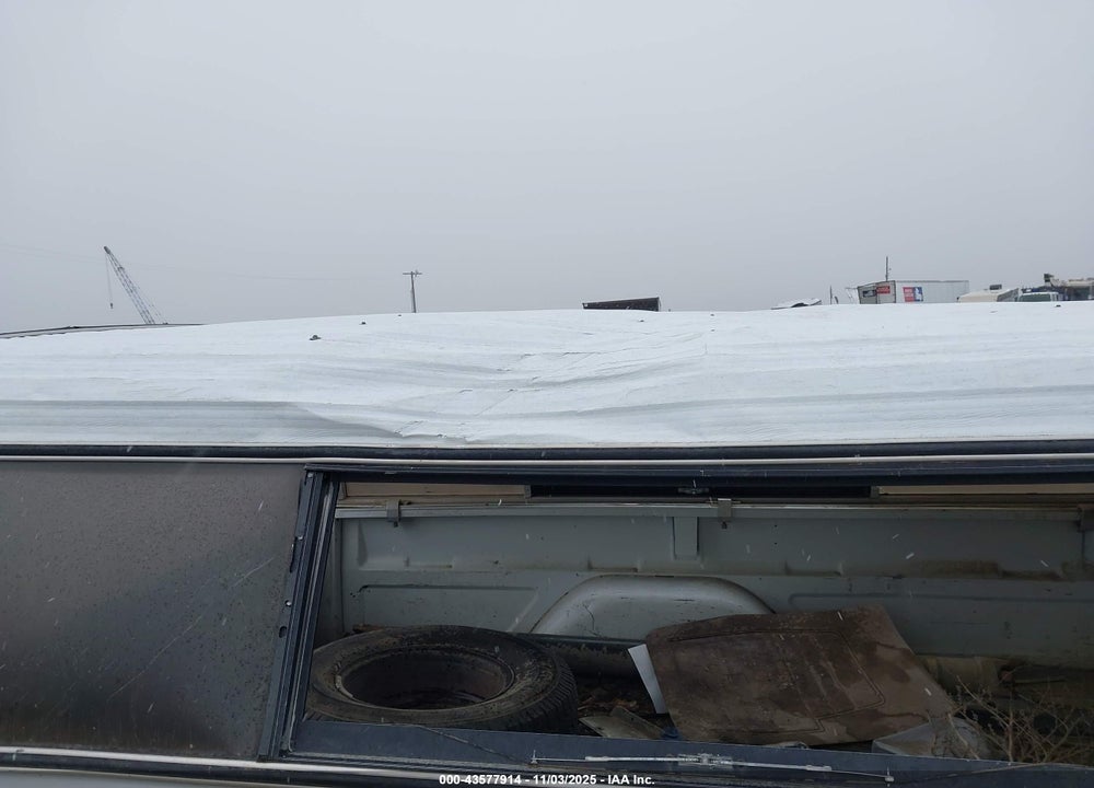 1988 CHEVROLET GMT-400 C1500 VIN: 1GCDC14K2JZ120387