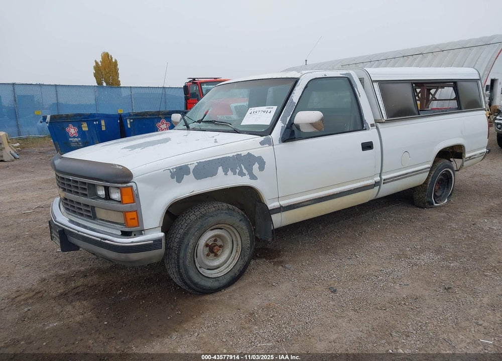 1988 CHEVROLET GMT-400 C1500 VIN: 1GCDC14K2JZ120387