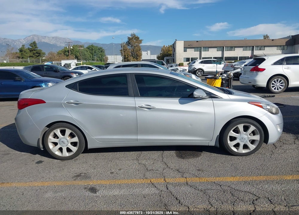 2013 HYUNDAI ELANTRA LIMITED VIN: KMHDH4AE5DU918428
