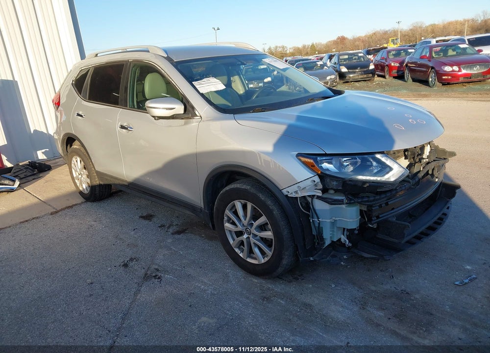 2017 NISSAN ROGUE SV VIN: 5N1AT2MV7HC893593