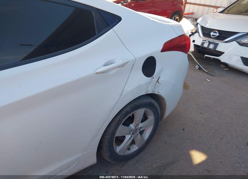 2011 HYUNDAI ELANTRA GLS VIN: 5NPDH4AE0BH060393
