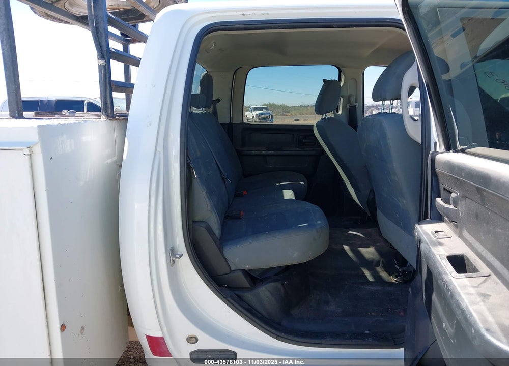 2018 RAM 3500 CHASSIS TRADESMAN/SLT/LAIE VIN: 3C7WRTCJ4JG320962