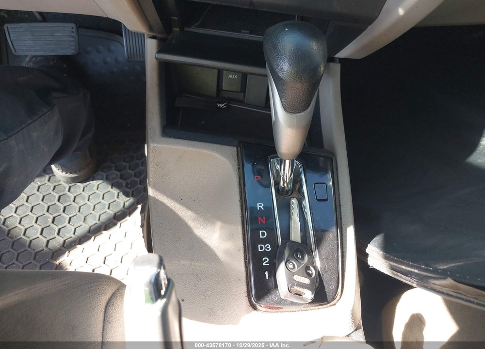 2013 HONDA CIVIC LX VIN: 2HGFB2F53DH572184