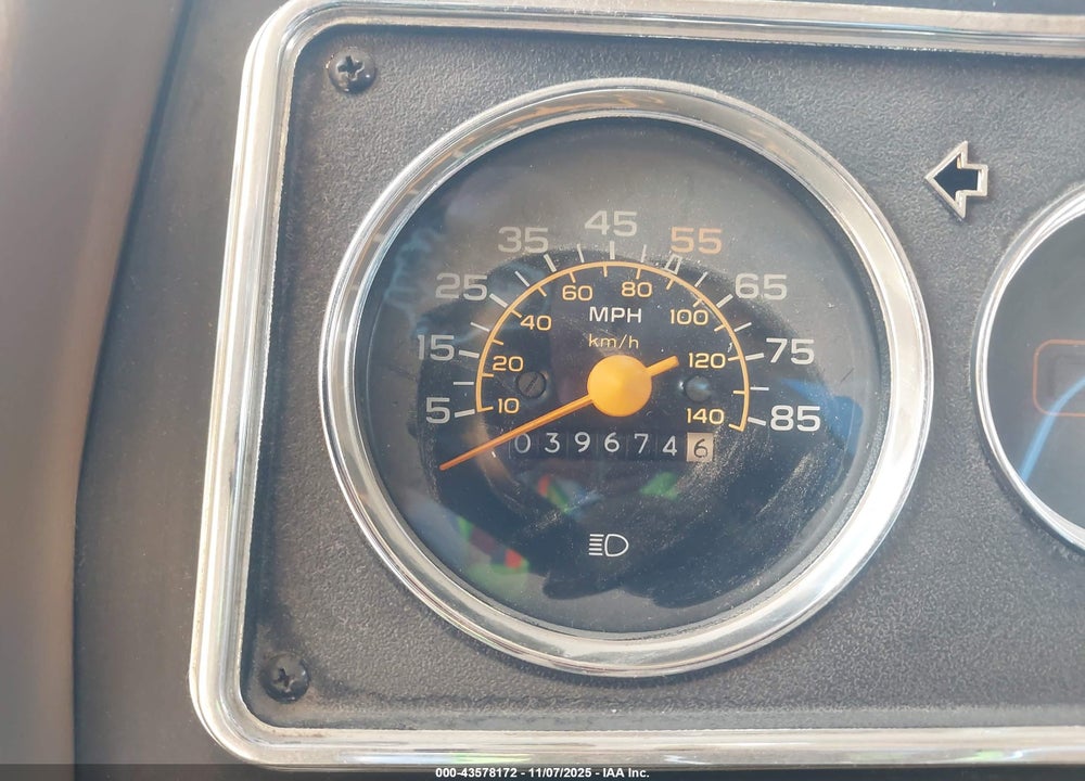 1990 CHEVROLET P30 VIN: 1GBKP37N4L3309985