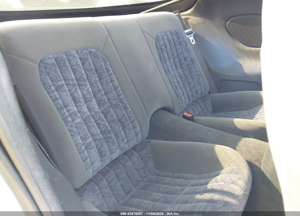 2002 CHEVROLET CAMARO VIN: 2G1FP22K422121205