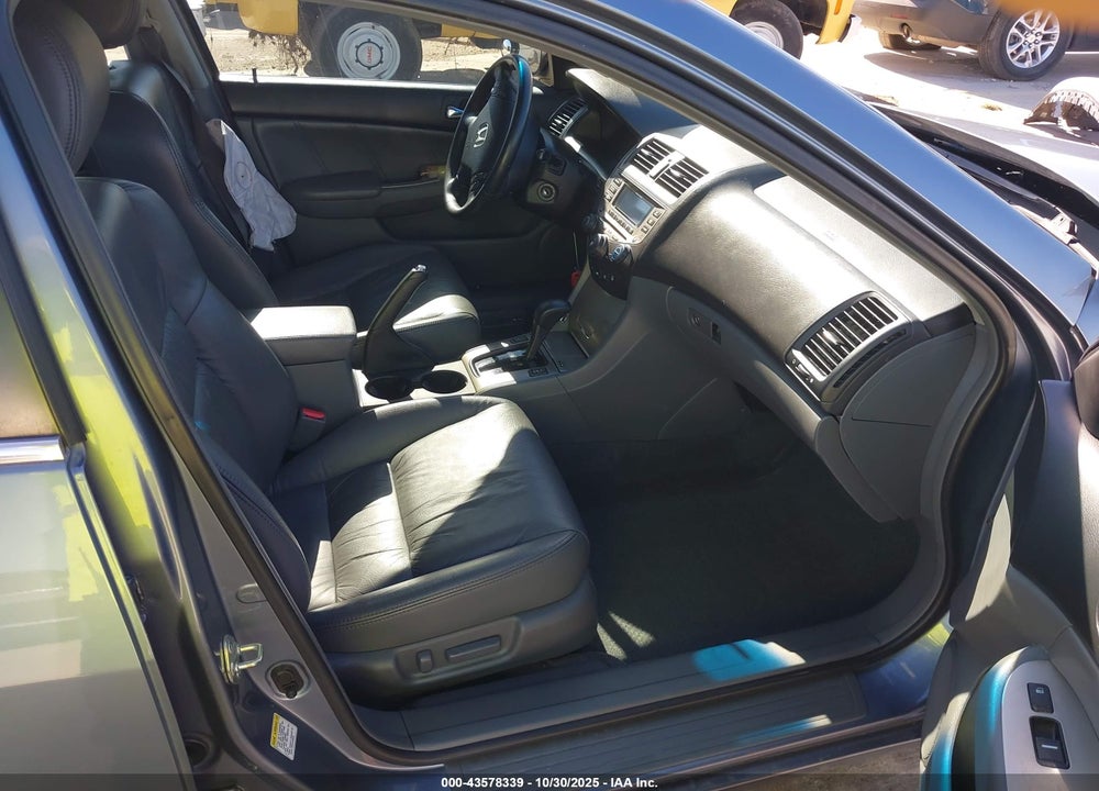 2007 HONDA ACCORD VIN: 1HGCM66567A048695
