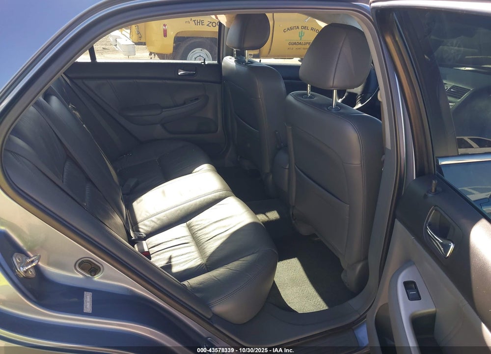 2007 HONDA ACCORD VIN: 1HGCM66567A048695