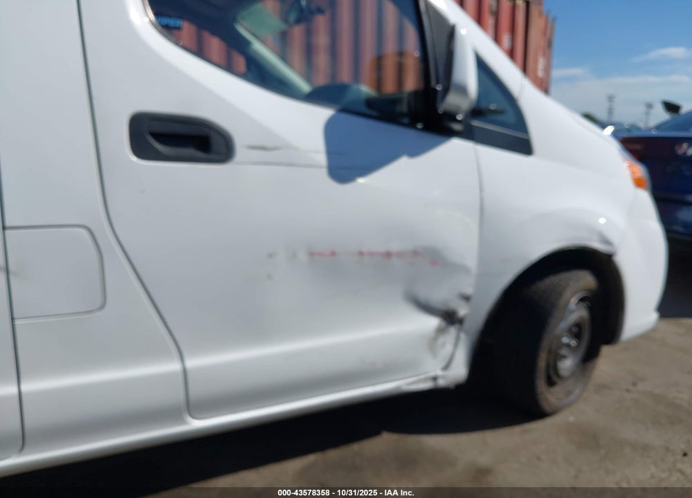 2017 NISSAN NV200 SV VIN: 3N6CM0KN3HK712708