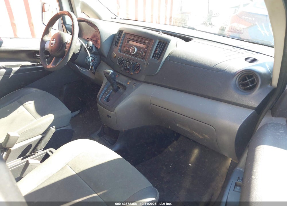 2017 NISSAN NV200 SV VIN: 3N6CM0KN3HK712708
