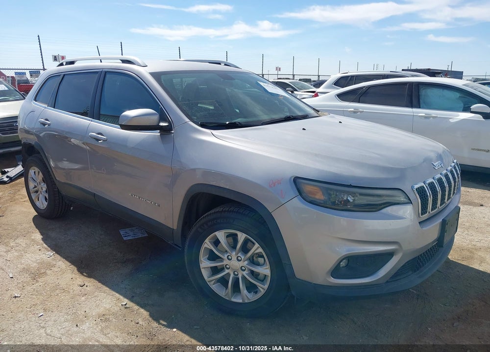 2019 JEEP CHEROKEE LATITUDE 4X4 VIN: 1C4PJMCX0KD185660