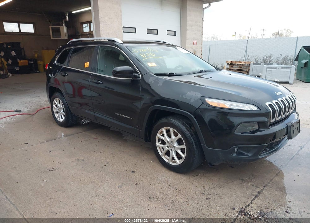 2015 JEEP CHEROKEE LATITUDE VIN: 1C4PJMCB2FW789922