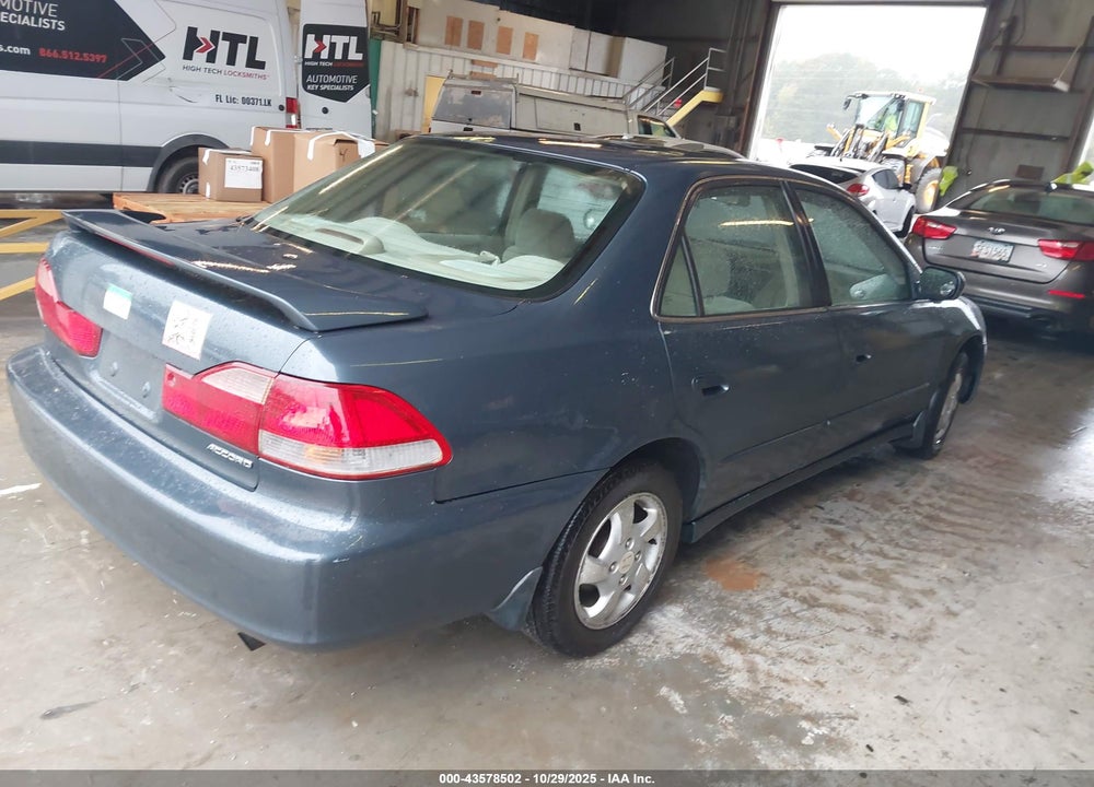 1998 HONDA ACCORD EX VIN: 1HGCG5654WA219265