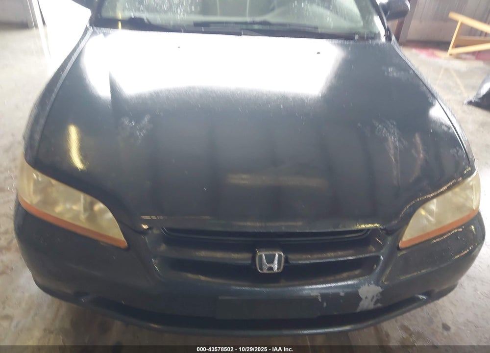 1998 HONDA ACCORD EX VIN: 1HGCG5654WA219265