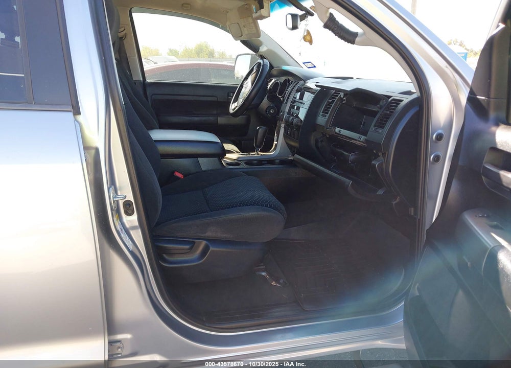2011 TOYOTA TUNDRA GRADE 5.7L V8 VIN: 5TFEY5F18BX107299