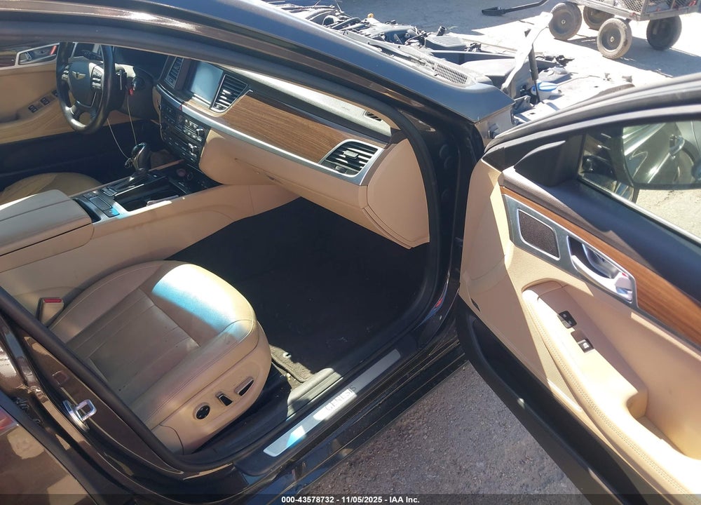 2016 HYUNDAI GENESIS 3.8 VIN: KMHGN4JE4GU118424
