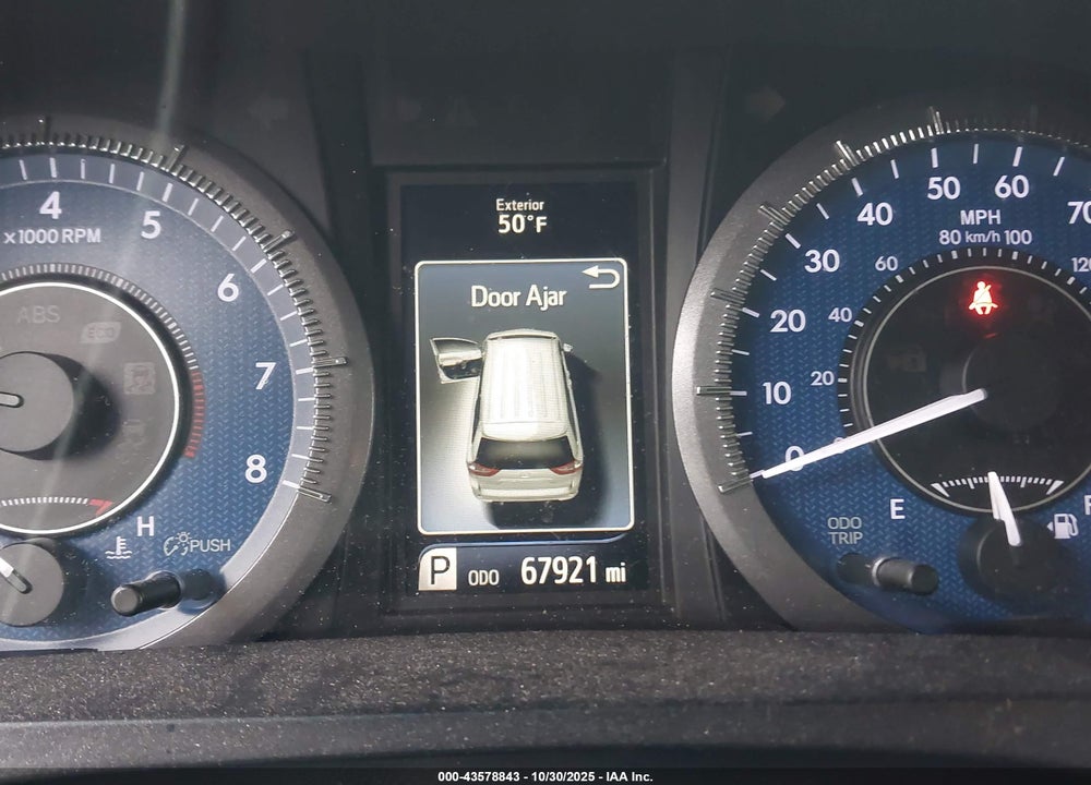 2017 TOYOTA SIENNA XLE 7 PASSENGER VIN: 5TDDZ3DC4HS163465
