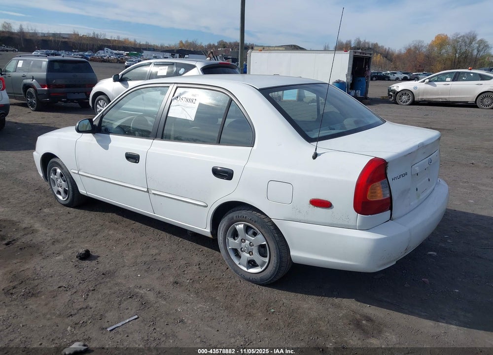2002 HYUNDAI ACCENT VIN: KMHCG45C82U294385