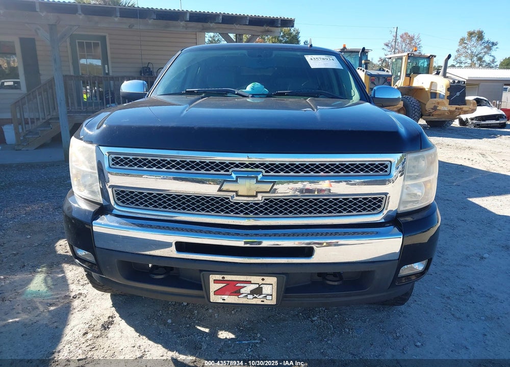 2011 CHEVROLET SILVERADO 1500 VIN: 1GCRKSE37BZ110672