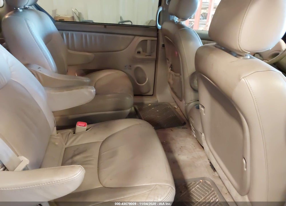 2007 TOYOTA SIENNA XLE VIN: 5TDZK22C67S061235