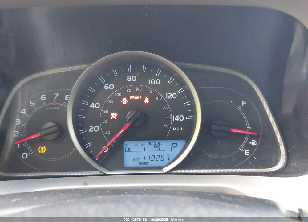 2015 TOYOTA RAV4 LE VIN: 2T3BFREV4FW340465