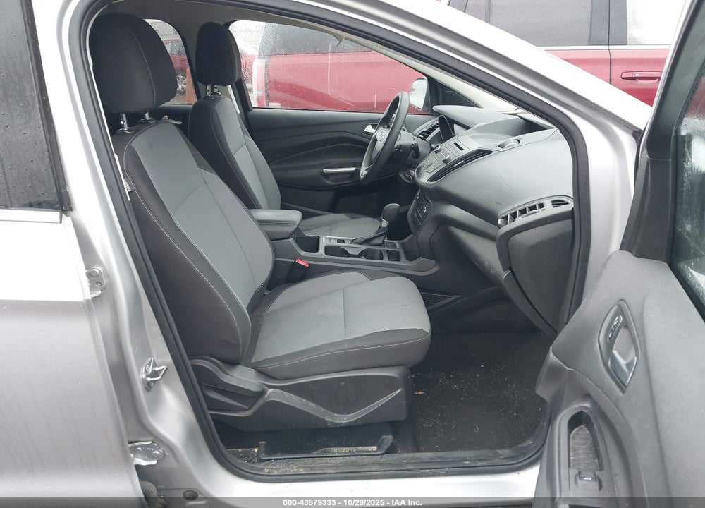 2017 FORD ESCAPE VIN: 1FMCU0GD7HUE39254