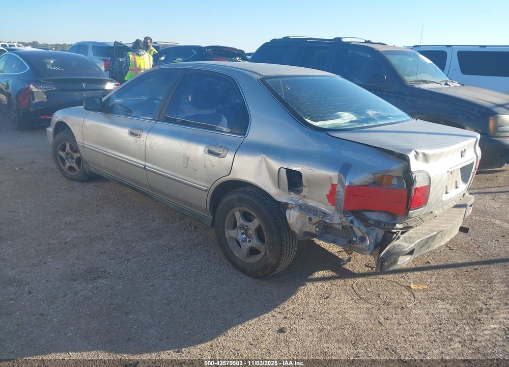 1996 HONDA ACCORD VALUE VIN: 1HGCD569XTA235834