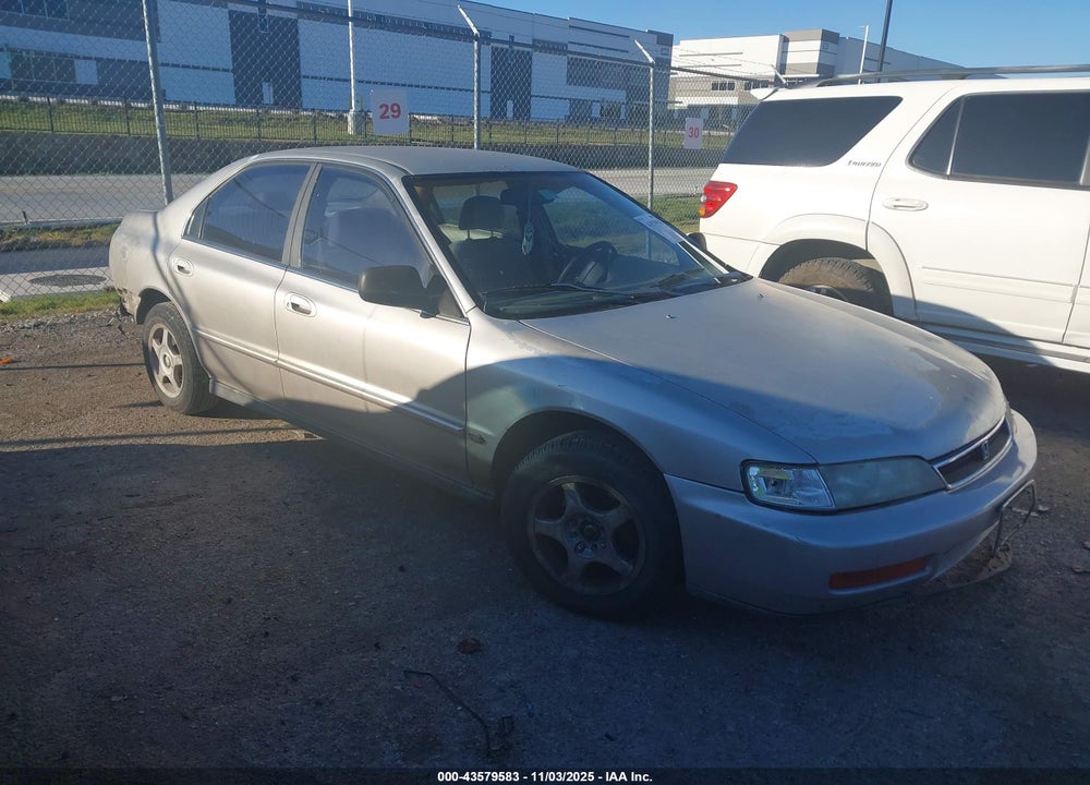 1996 HONDA ACCORD VALUE VIN: 1HGCD569XTA235834
