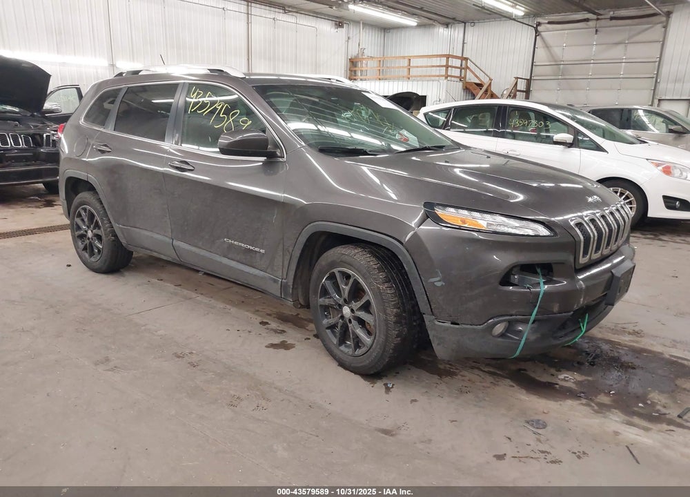 2015 CHEROKEE JEEP  LATITUDE VIN: 1C4PJLCB8FW530801