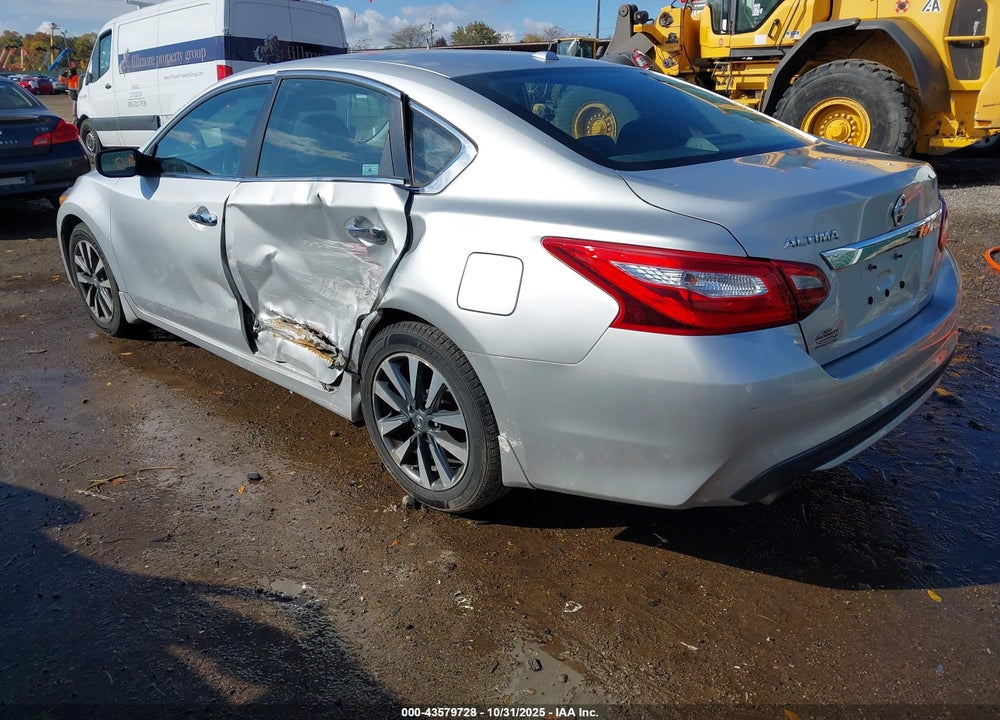 2017 NISSAN ALTIMA VIN: 1N4AL3AP4HC478110