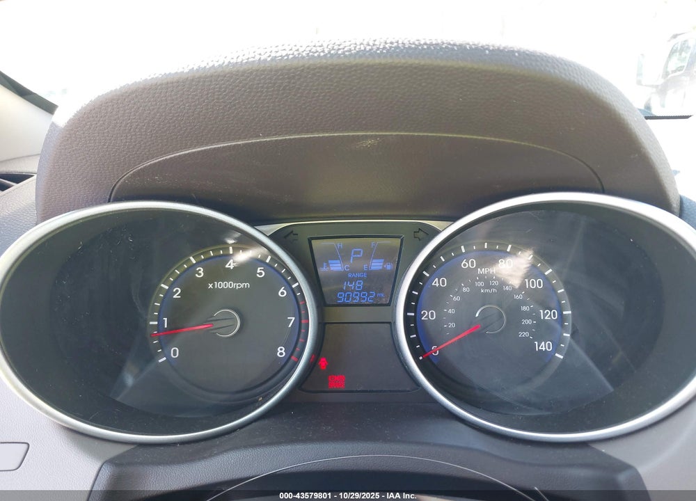 2014 HYUNDAI TUCSON SE VIN: KM8JU3AG0EU800234
