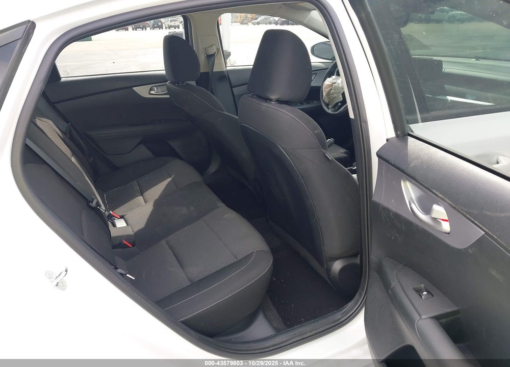 2024 KIA FORTE LXS VIN: 3KPF24AD8RE787748