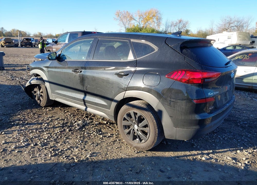 2021 HYUNDAI TUCSON SE VIN: KM8J2CA45MU289226